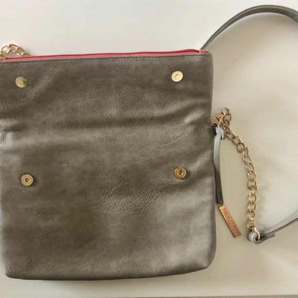 JEANE & JAX Luxury Vegan Leather Crossbody or Clutch - Picture 12 of 15